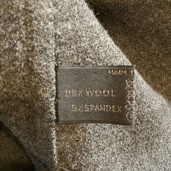 PRADA BEADED SKIRT SIZE 40 VINTAGE - Picture 5 of 10